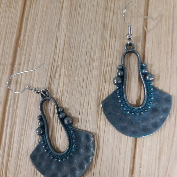 🥳🥳NEW🥳🥳GORGEOUS!! Vintage Boho Dangle Earrings 🥳🥳 - Picture 11 of 14